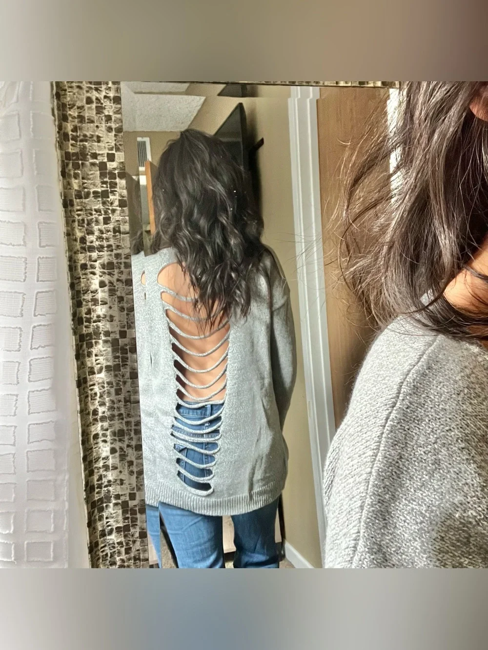 Express backless sweater - Picture 3 of 3